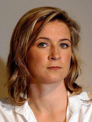 קלאודיה פששטיין