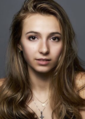 Anjelica Bette Fellini